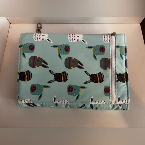 Warm Winter Bird Hanging Hammock - Picture 4 of 11